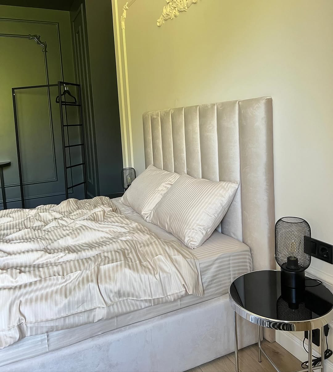 Premium Stripe Sateen Sheet Set