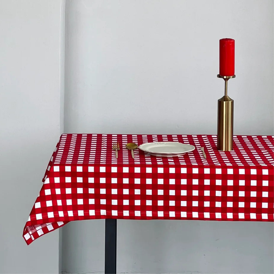 Teflon-Coated Tablecloth