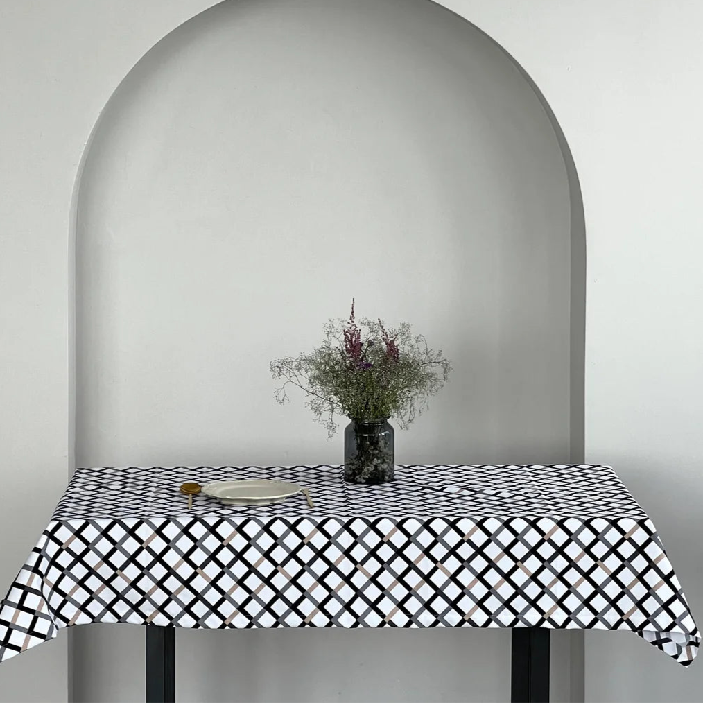 Teflon-Coated Tablecloth