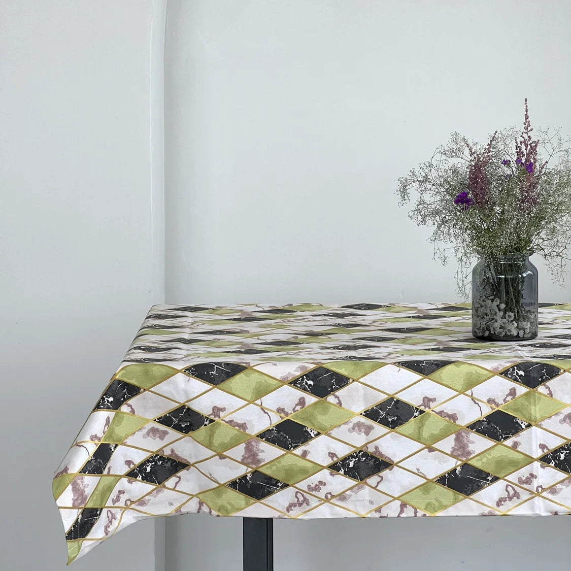 Teflon-Coated Tablecloth